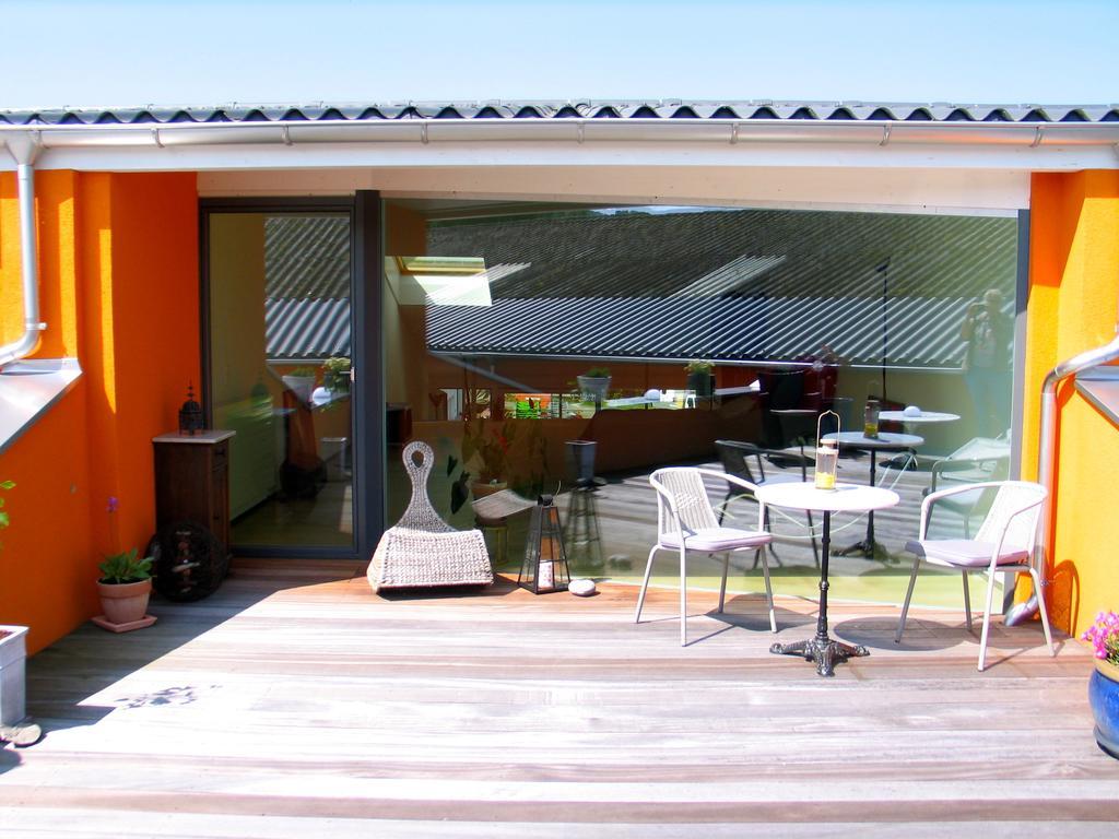 شقة Artist'S Loft Zur Maloya Ormalingen الغرفة الصورة
